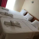 Hotel Kanarya 3*