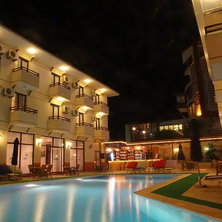 Otel Kanarya 3*