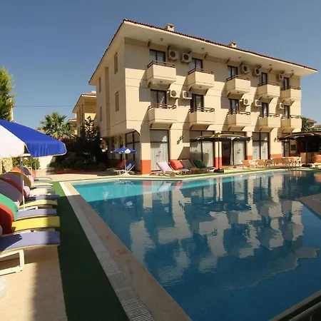 Otel Kanarya 3*