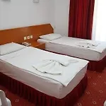 Otel Kanarya 3*
