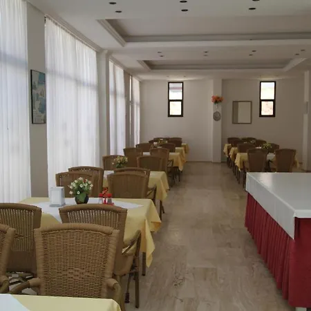 Kanarya Hotel