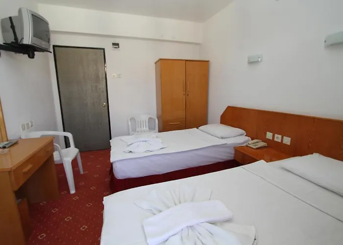 Hotell Kanarya Çeşme